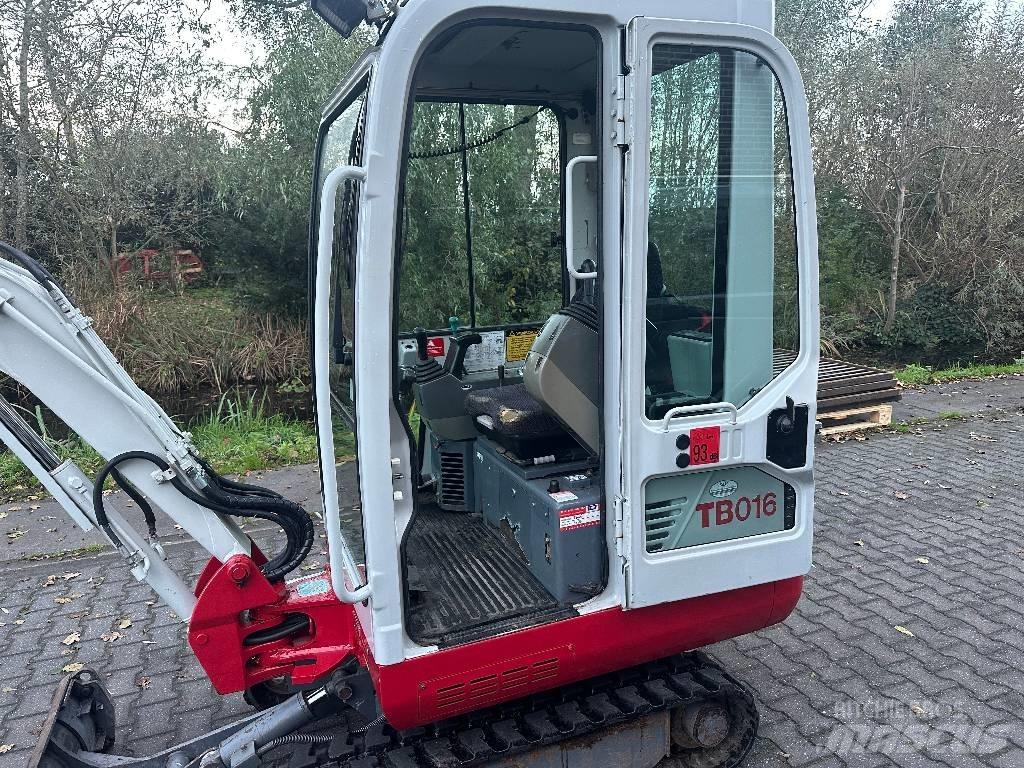 Takeuchi TB 016 Minikaivukoneet < 7t