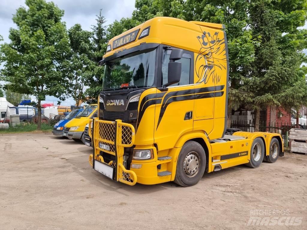 Scania S 580 6X2 Vetopöytäautot