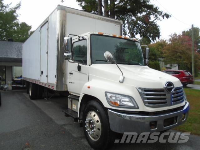 Hino 358 Pakettiautot