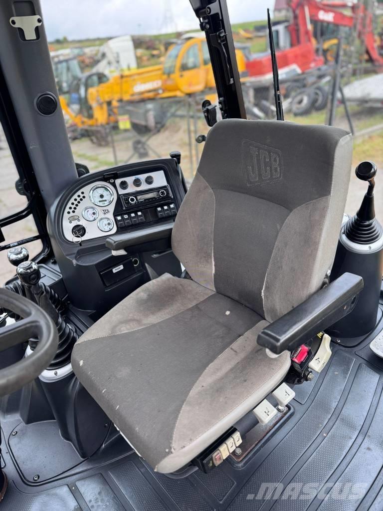 JCB 3 CX Super Kaivurikuormaajat