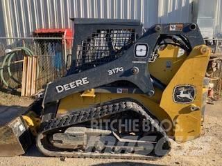 John Deere 317G Liukuohjatut kuormaajat