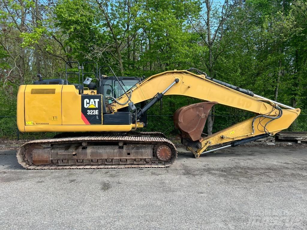 CAT 323 E Telakaivukoneet