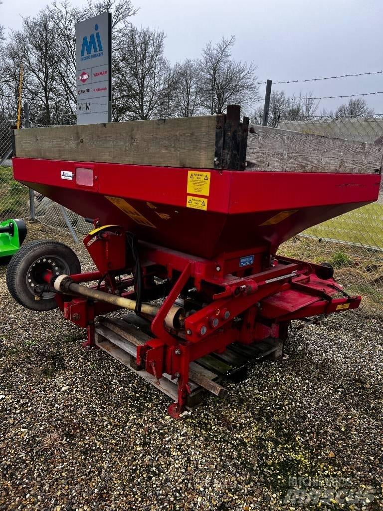 Bredal B 2 Kuivalannan levittimet