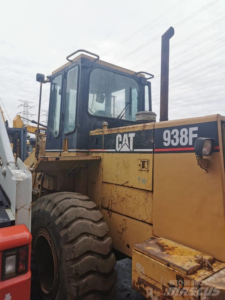 CAT 938F Pyöräkuormaajat