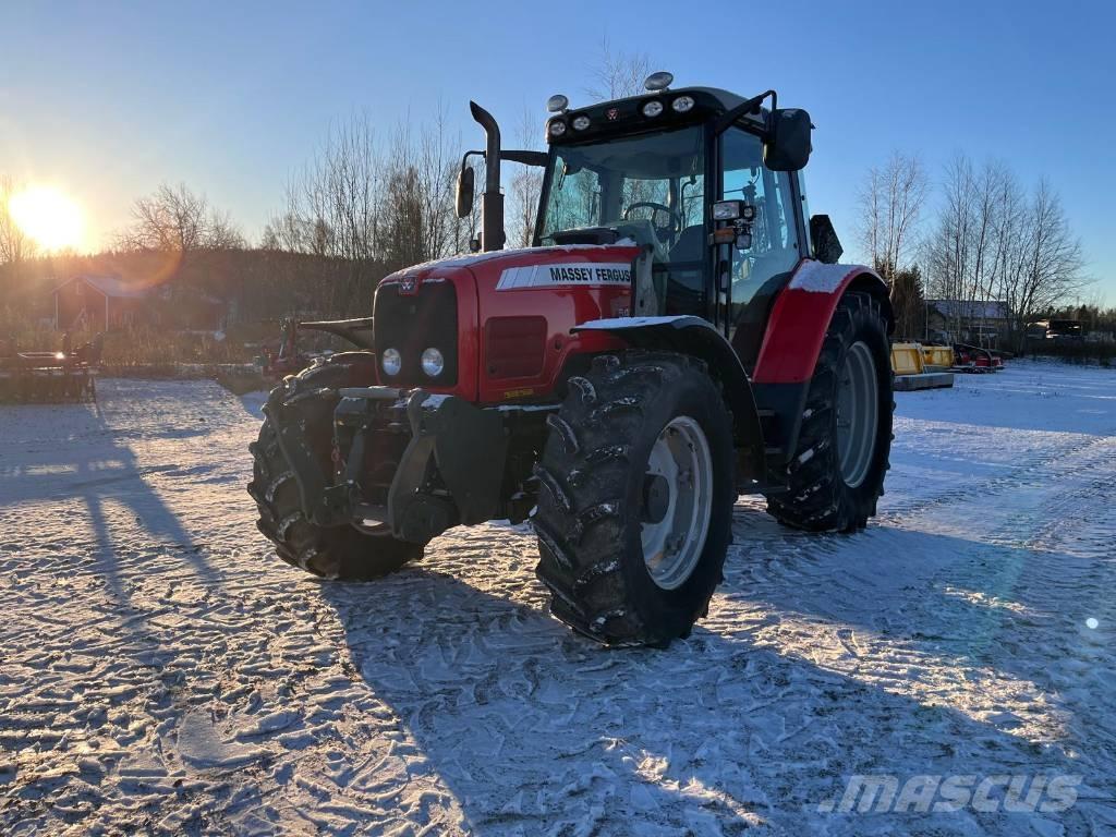 Massey Ferguson 5470 Traktorit