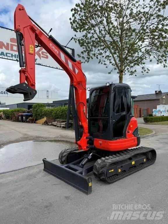 Kubota U50 Minikaivukoneet < 7t