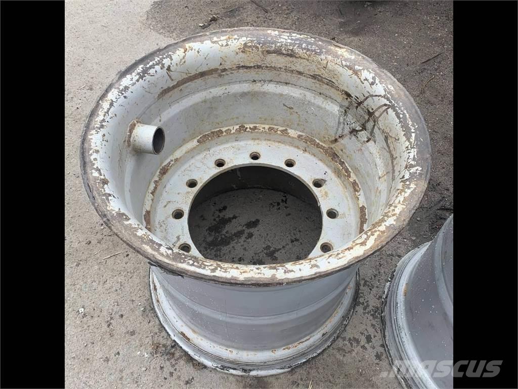 Gremo 1350 24x26,5 Renkaat ja vanteet