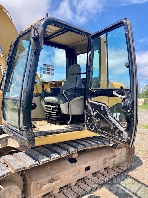 CAT 311 C Telakaivukoneet