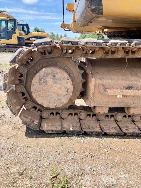 CAT 311 C Telakaivukoneet