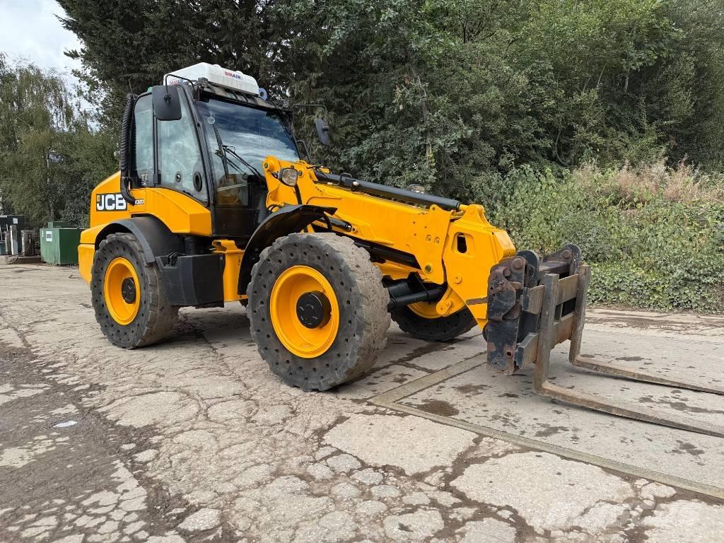 JCB TM 320 S Pyöräkuormaajat