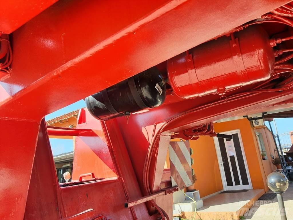 Goldhofer STZ-VL3A Puoliperävaunulavetit