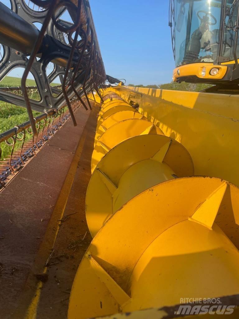 New Holland CX 8090 Leikkuupuimurit
