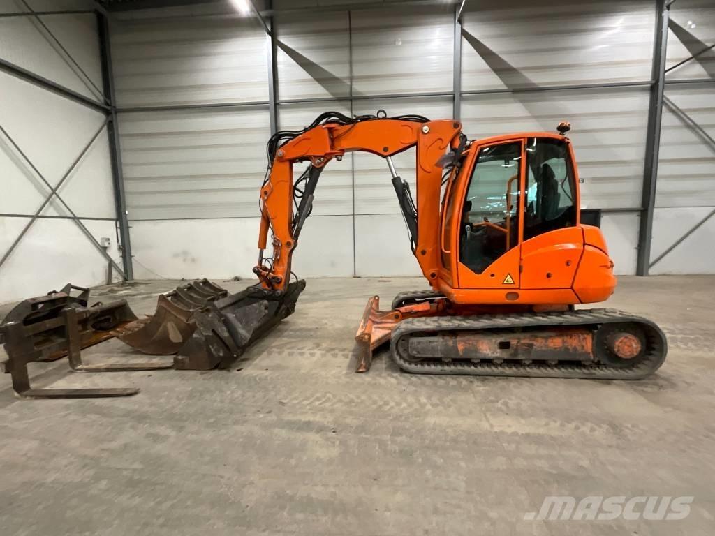 Mecalac 10 MCR Telakaivukoneet