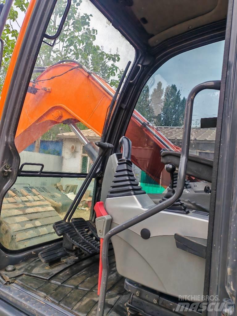 Doosan DX75 Midikaivukoneet 7t - 12t