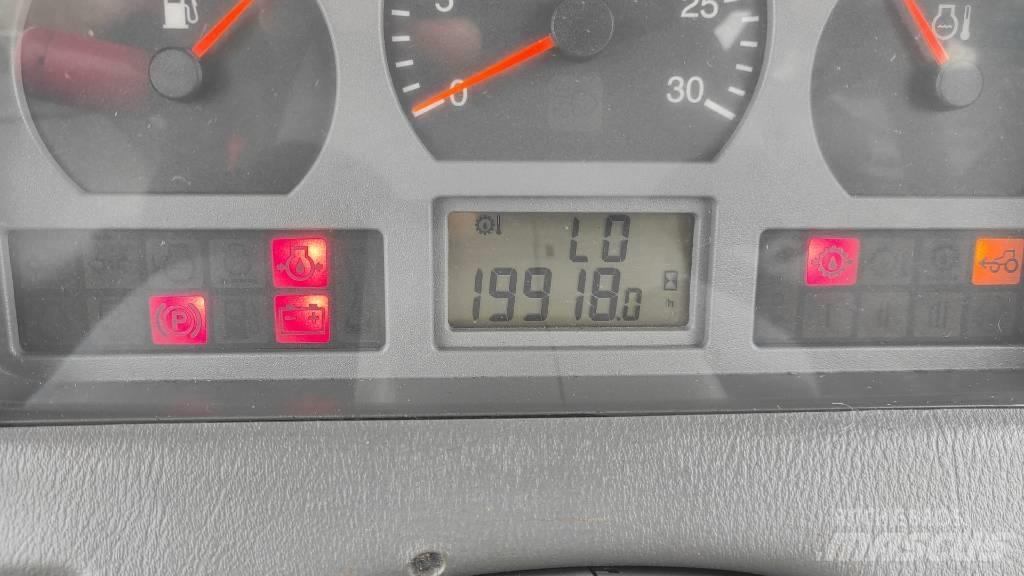 Valtra T170 Traktorit
