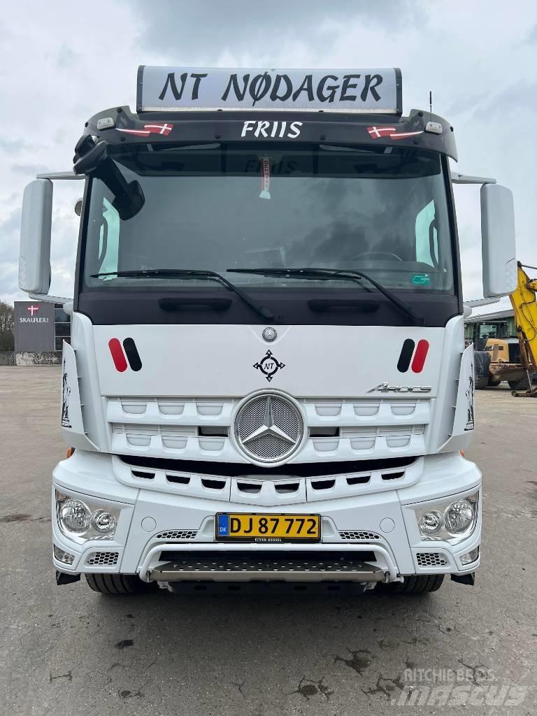 Mercedes-Benz 3246 Nosturiautot