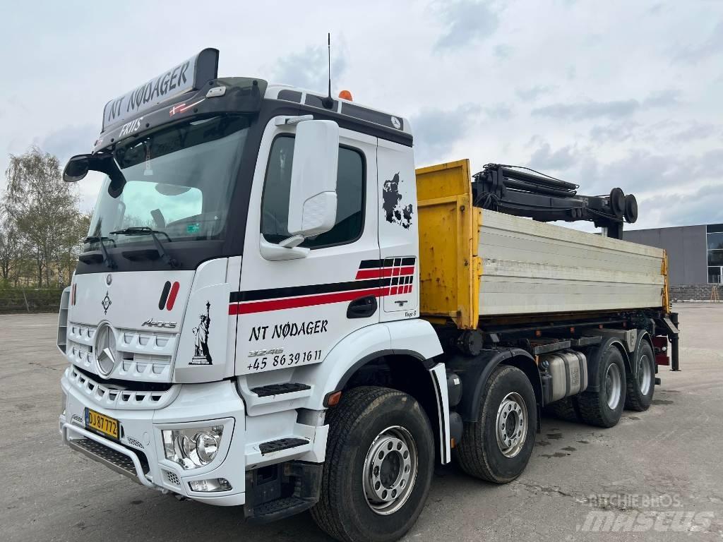 Mercedes-Benz 3246 Nosturiautot