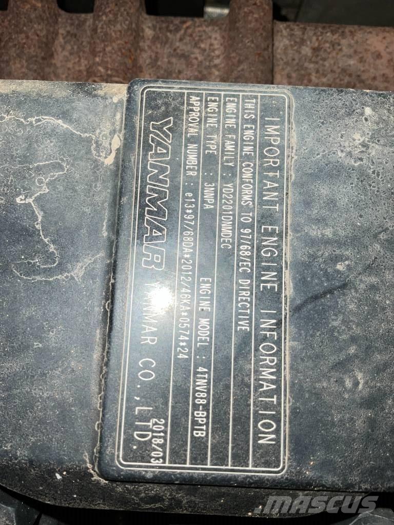 Takeuchi TB 250 Minikaivukoneet < 7t