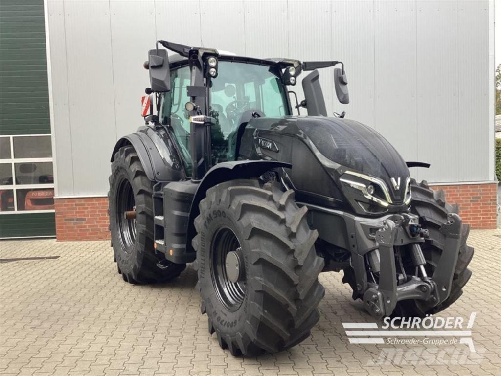 Valtra Q 305 Traktorit
