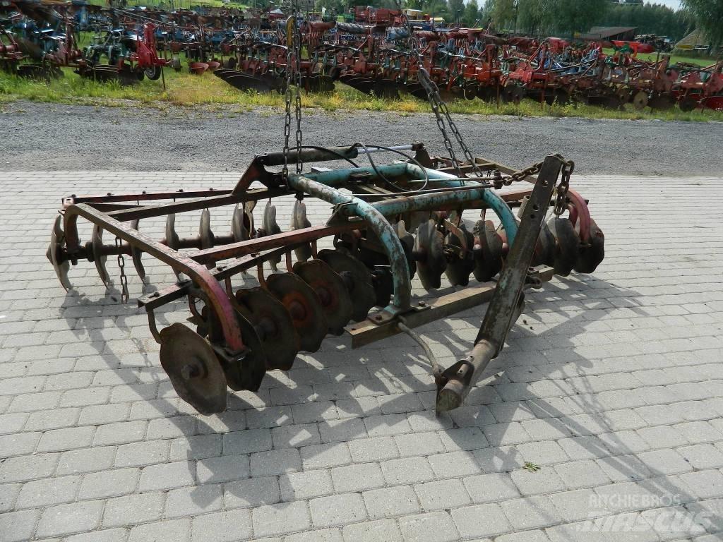 Kverneland 300 Kiekkomultaimet ja lautasäkeet