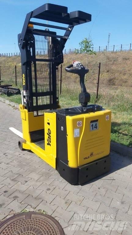 Yale MC10 Työntömastotrukit