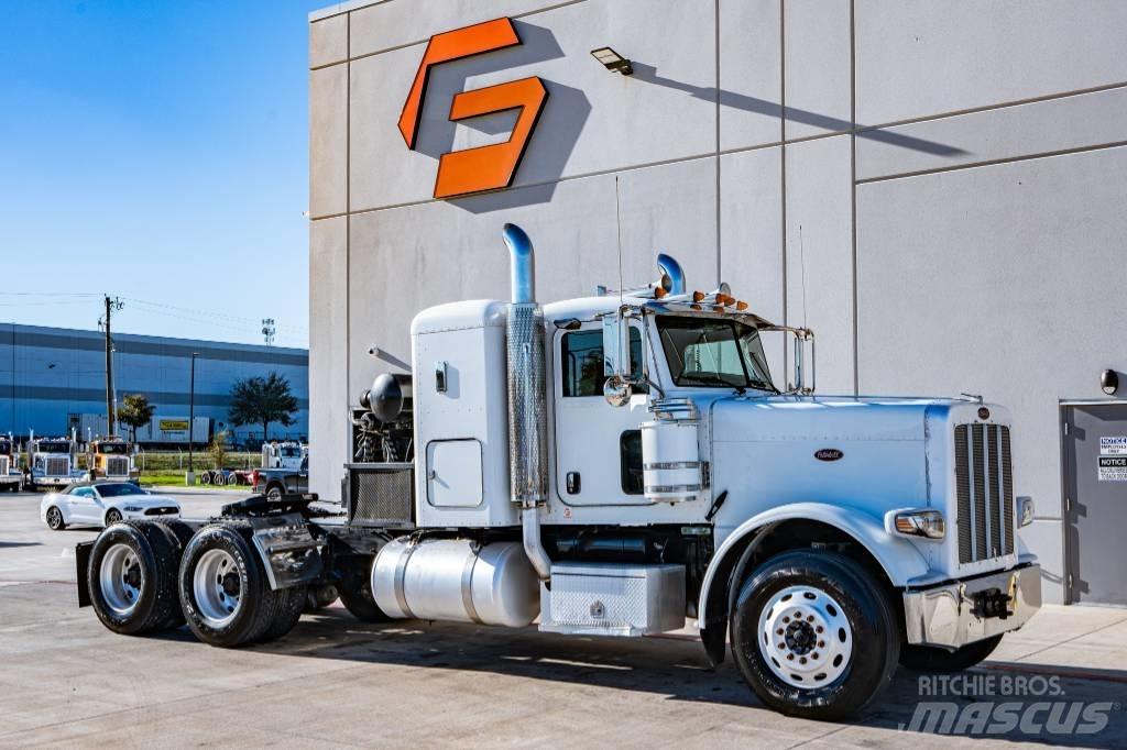 Peterbilt 388 Vetopöytäautot
