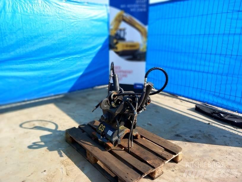 Komatsu PC88MR-8 Kauhanpyörittäjät