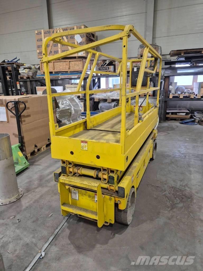 Haulotte Compact 8 Saksilavat