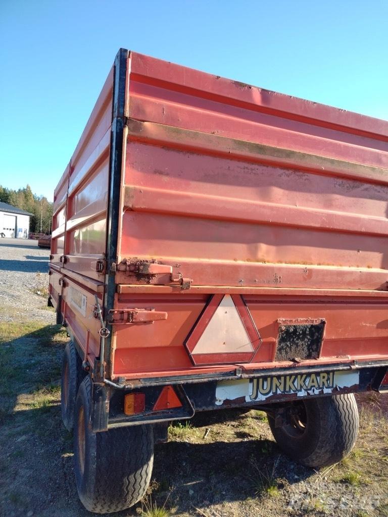Junkkari 90 Kippiperävaunut