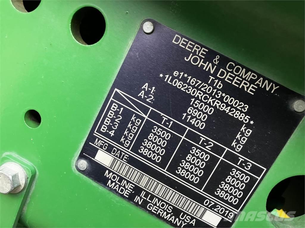 John Deere 6230R Traktorit