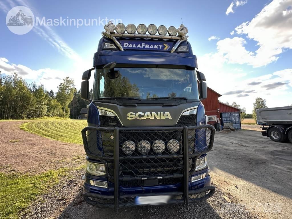 Scania R 650 Puuautot