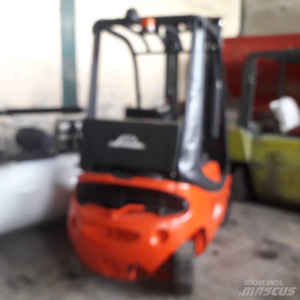 Linde H18d Työntömastotrukit