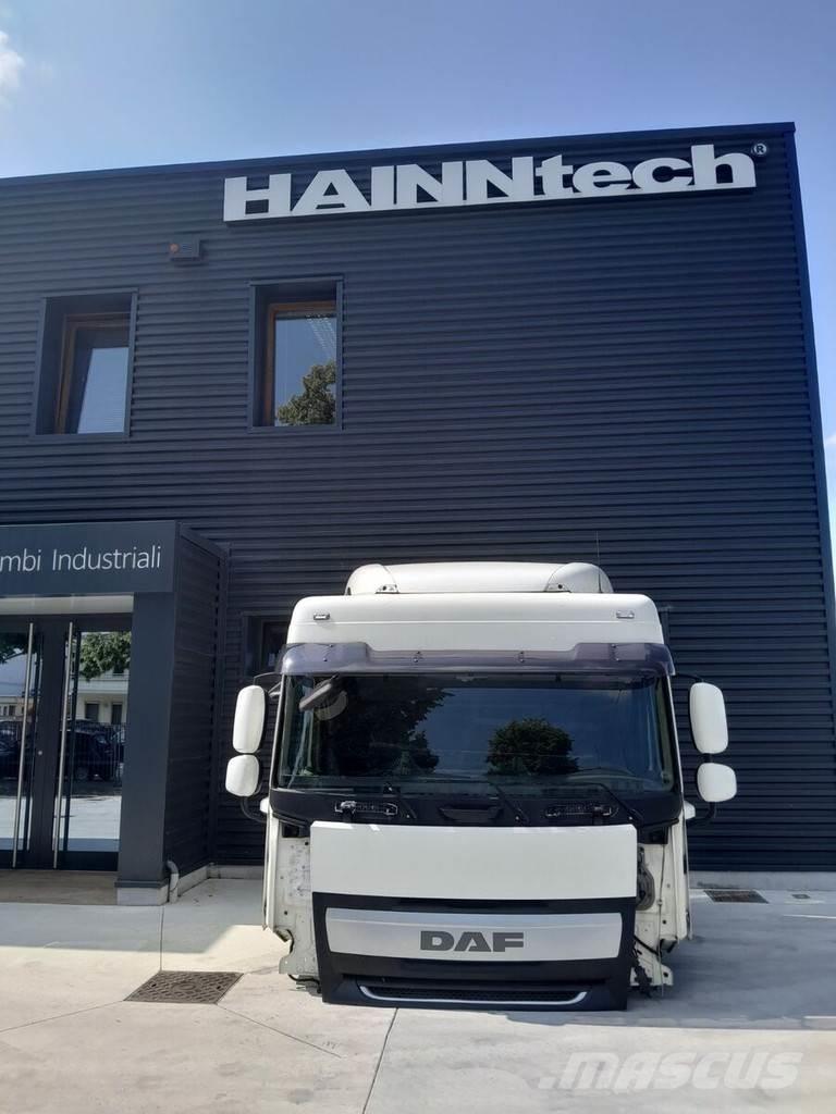 DAF XF106 Ohjaamot ja sisustat