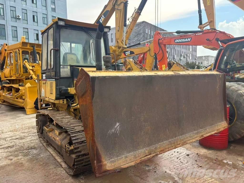 CAT D3C Telaketjupuskutraktorit
