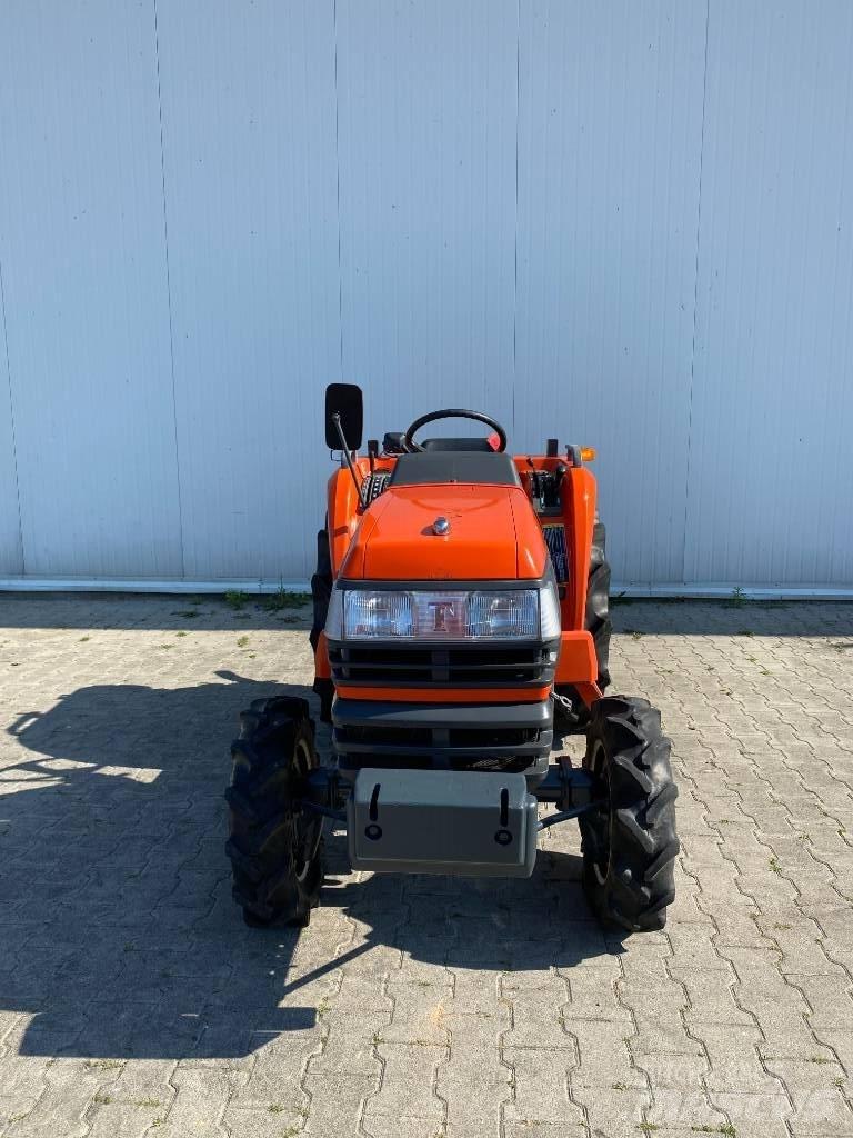 Kubota T 22 Taajamatraktorit