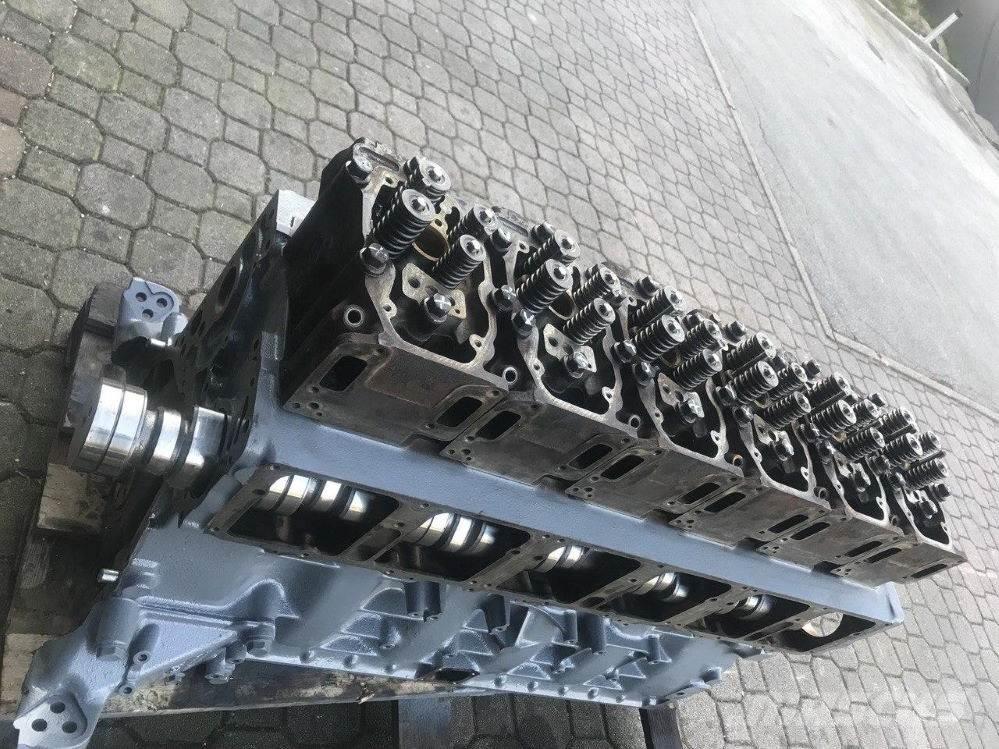 Scania DC12 420HP Moottorit