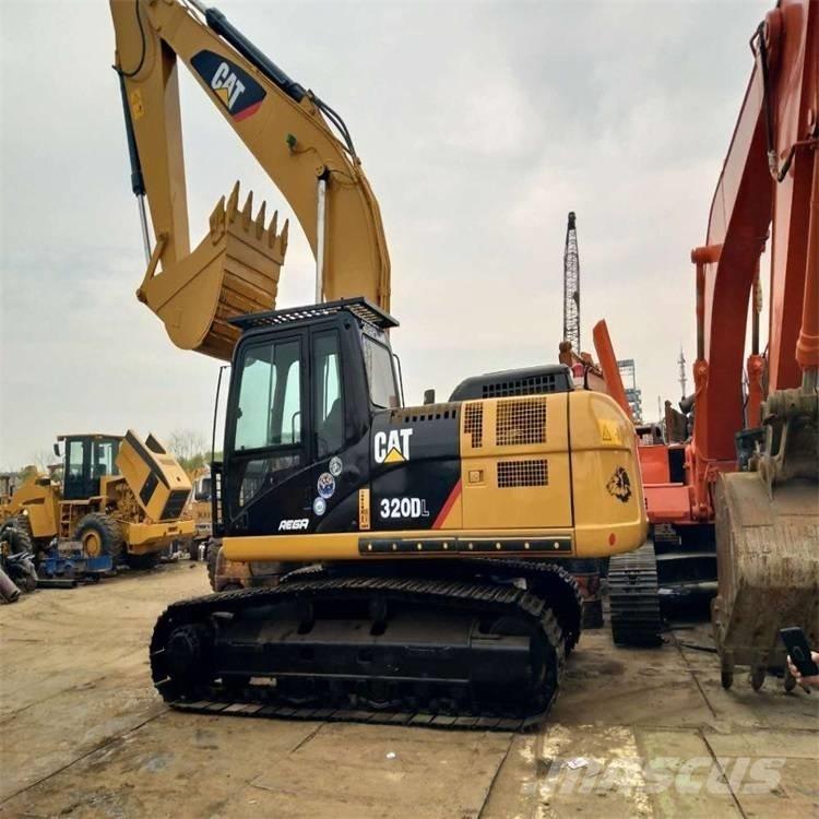 CAT 325DL Telakaivukoneet