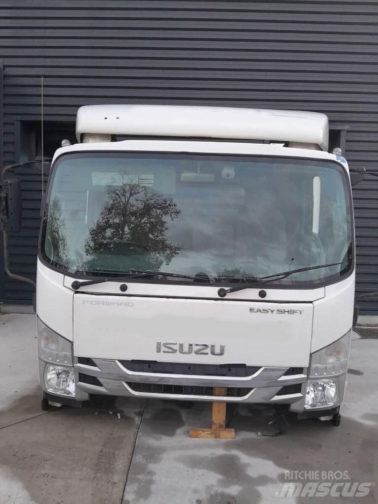 Isuzu N75 Ohjaamot ja sisustat