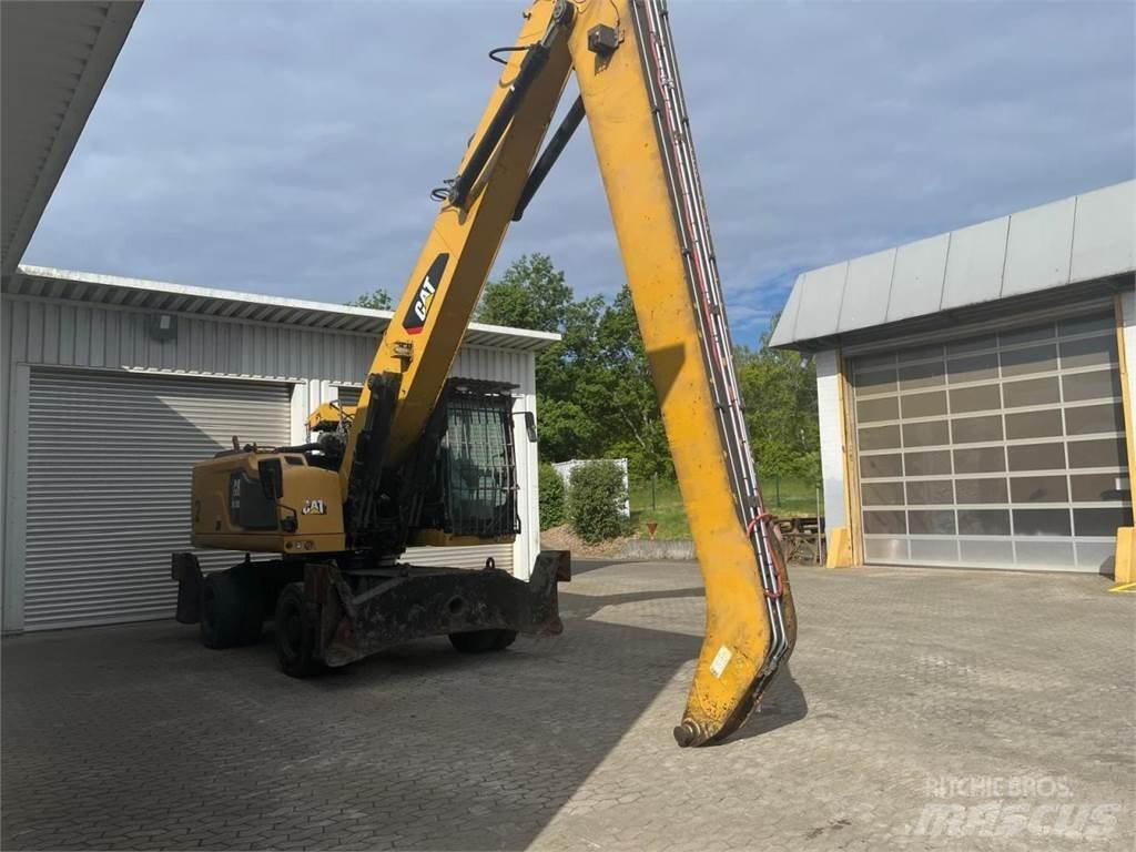CAT MH3026 Pyöräkaivukoneet