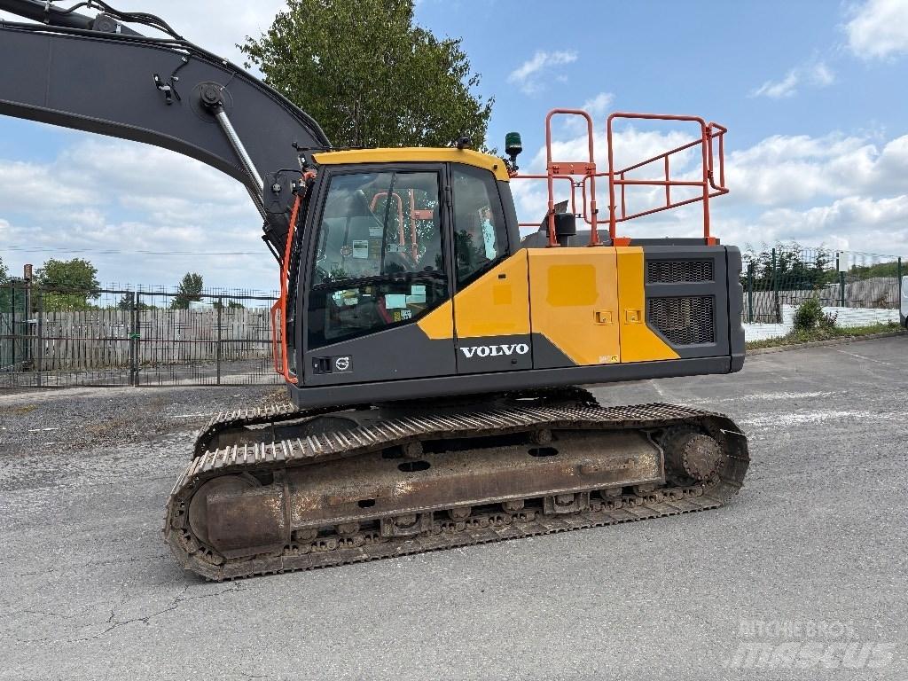 Volvo EC 200 Telakaivukoneet