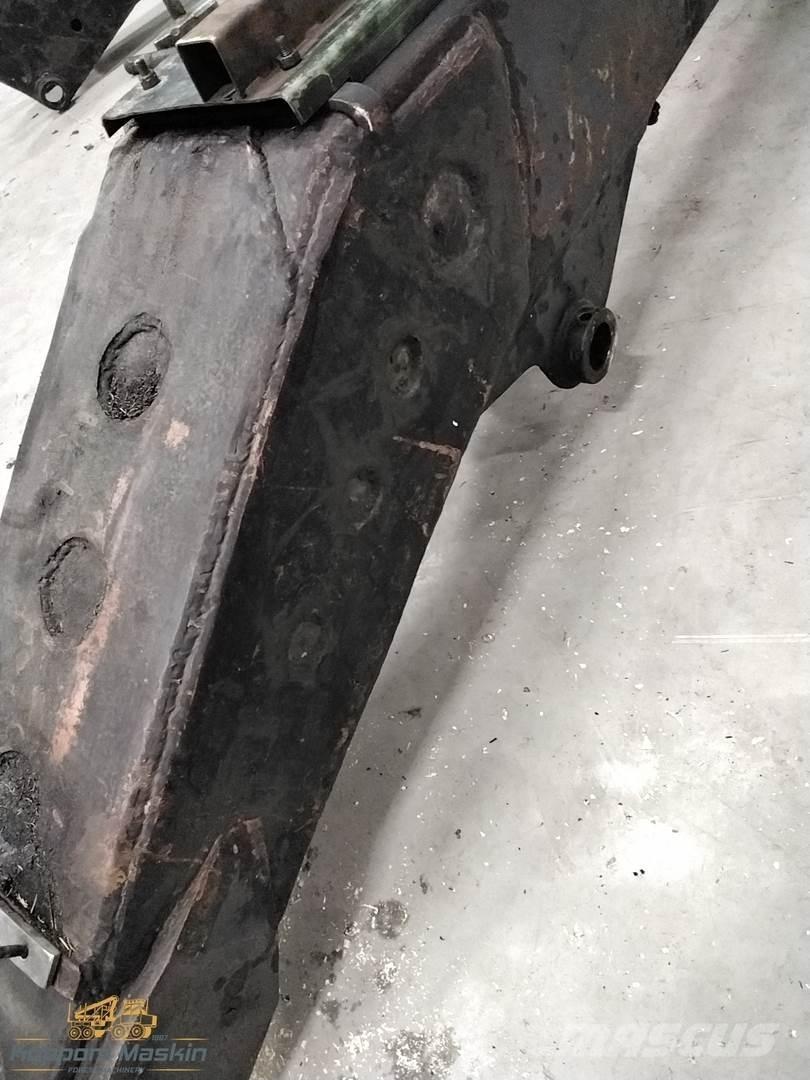 Ösa 374 Kuormatraktorinosturit