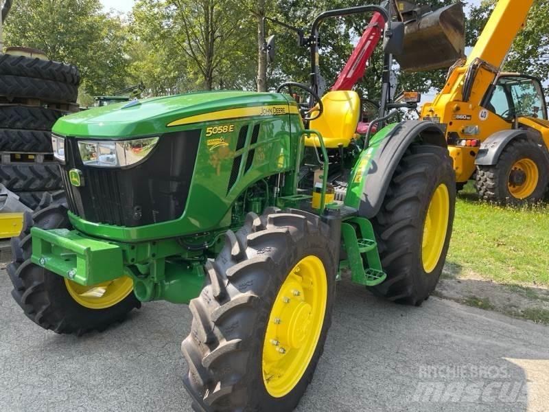John Deere 5058E Traktorit