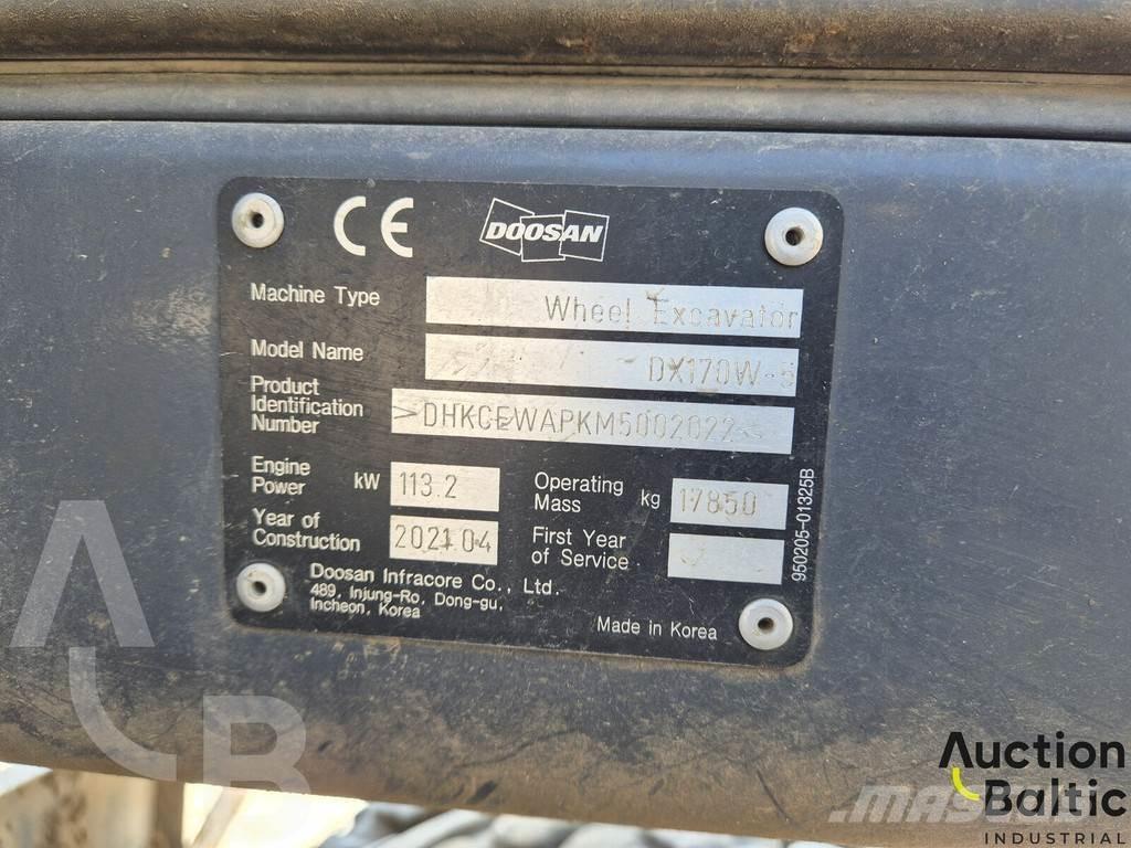Doosan DX 170 W-5 Pyöräkaivukoneet