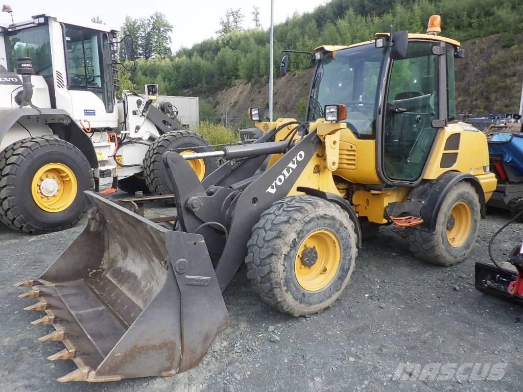 Volvo L 25 F Pyöräkuormaajat