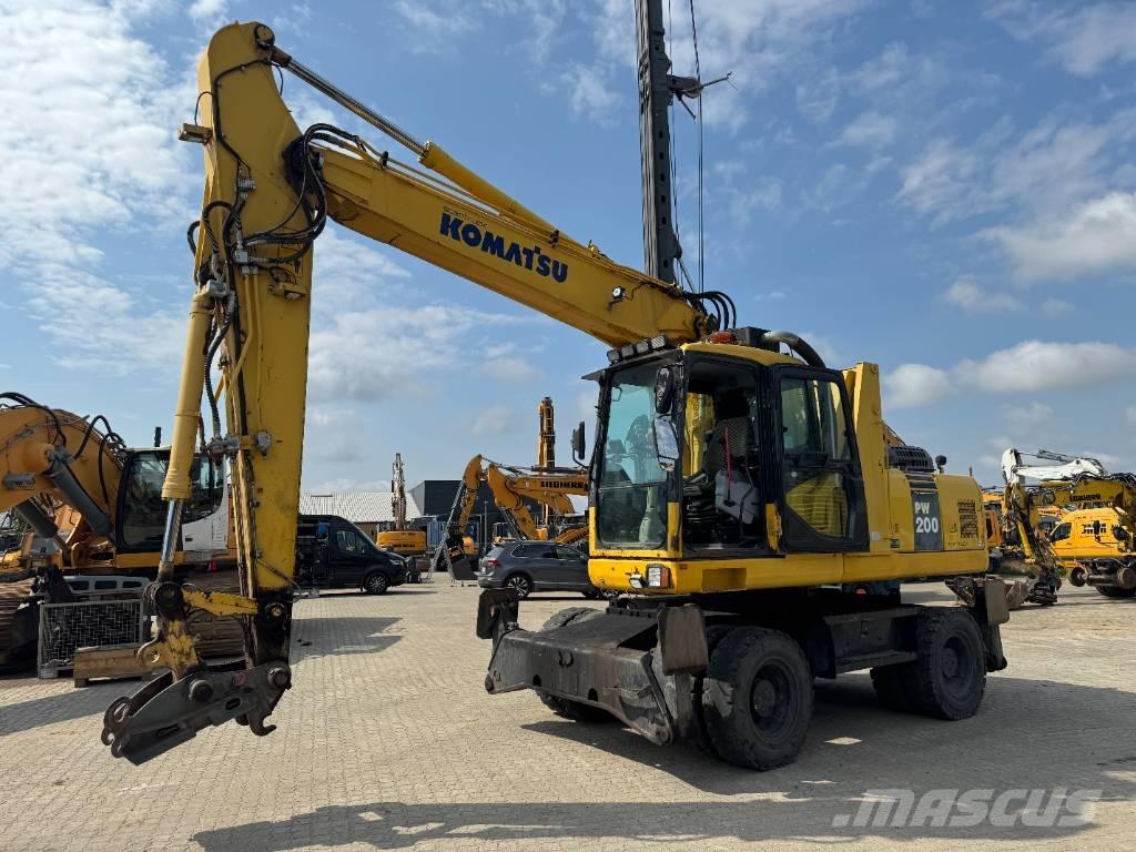 Komatsu PW 200-7 Pyöräkaivukoneet