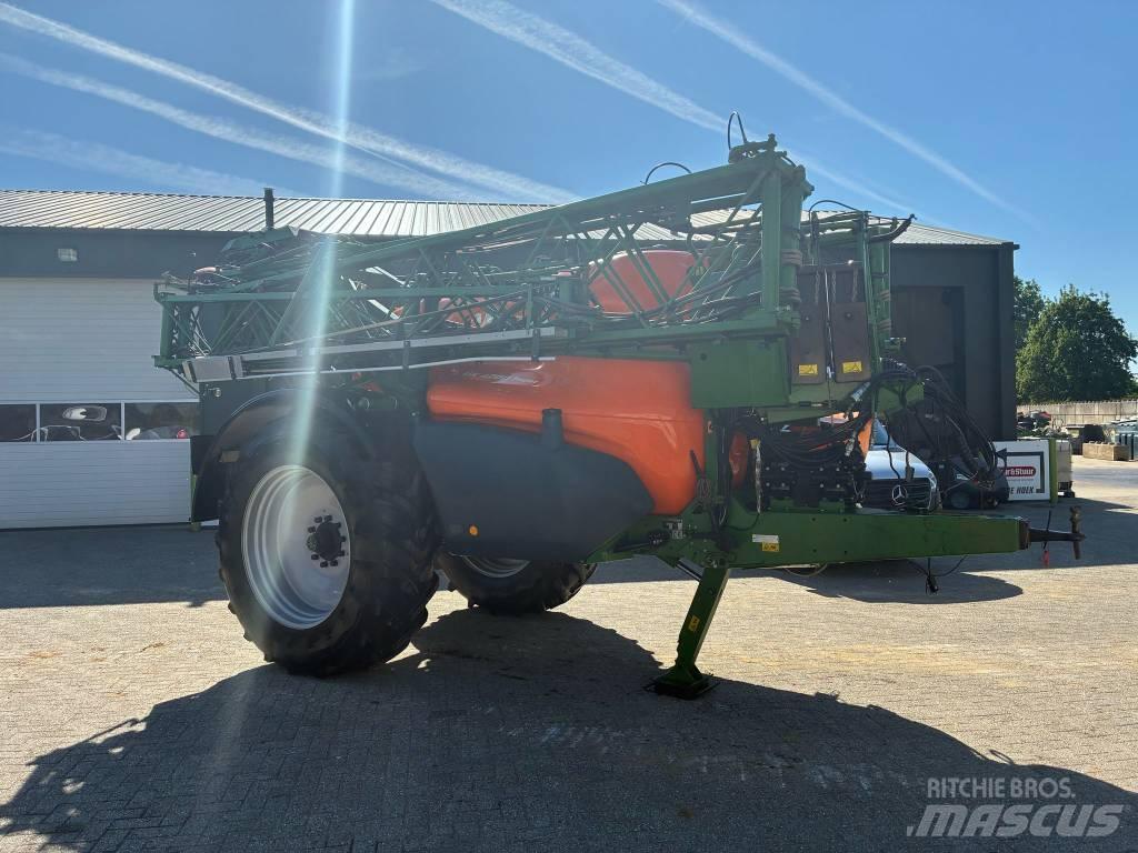 Amazone UX 4200 Hinattavat ruiskut