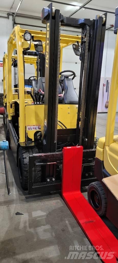Hyster J3.0XN Sähkötrukit