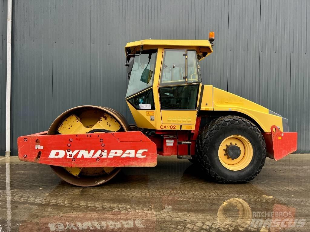 Dynapac CA302D Yksivalssijyrät
