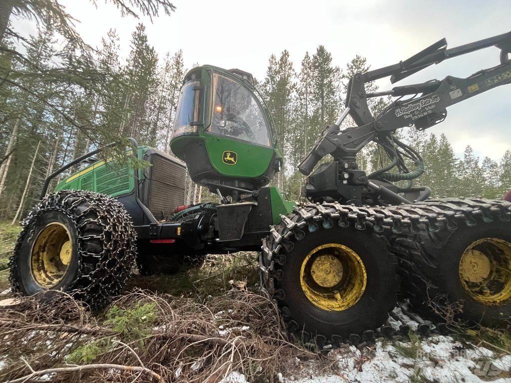 John Deere 1470 Harvesterit