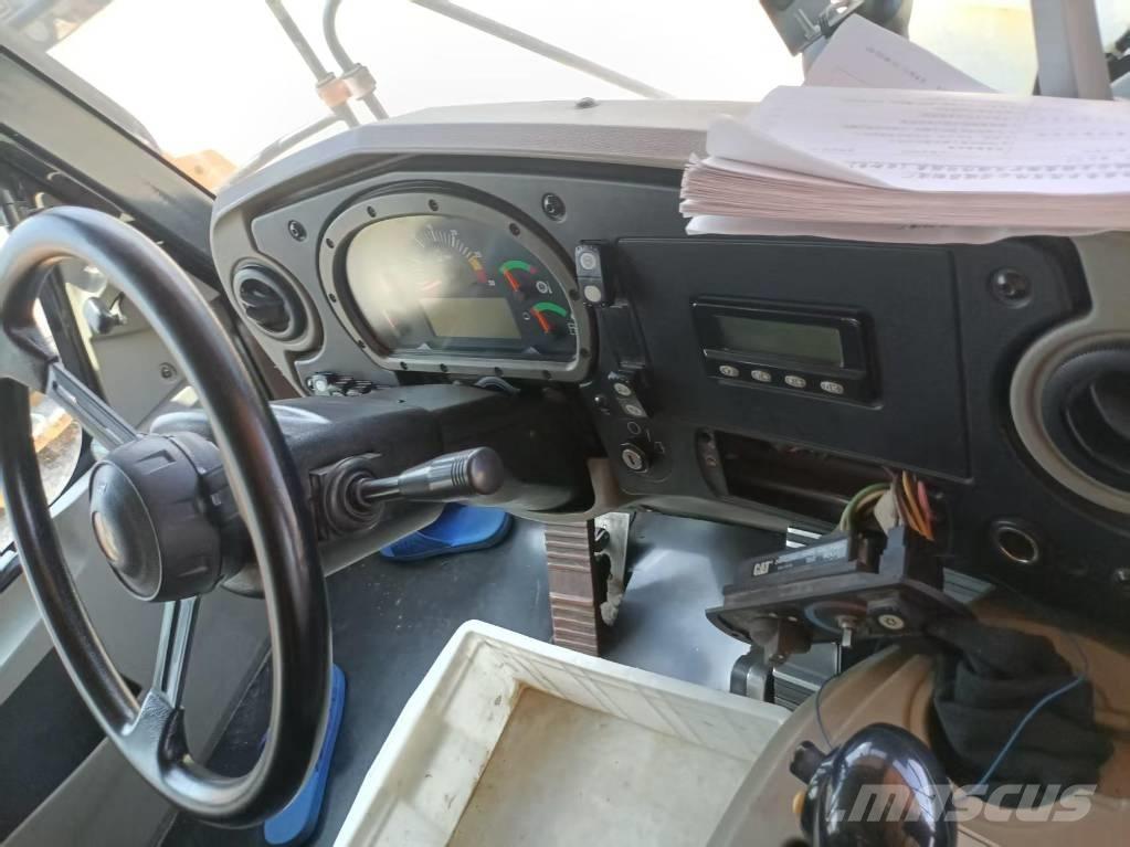 CAT 773 F Maansiirtoautot